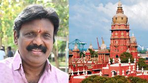 இசக்கி சுப்பையாவுக்கு ஷாக் கொடுத்த உயர் நீதிமன்றம்! தேர்தல் வழக்கை நிராகரிக்க கோரிய வழக்கு தள்ளுபடி