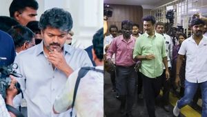 அன்பில் மகேஷ் மட்டுமல்ல.. திமுகவின் மொத்த தூண்களையும் தூக்கும் விஜய்.. அடித்து ஆட முடிவு? 