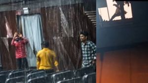பெங்களூரு தியேட்டரில் படம் பார்த்துட்டேயிருந்தவர் அலறி ஓட்டம் ஏன்? 17 மாவட்டங்களுக்கு மஞ்சள் அலர்ட்