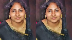 கறிக்கடைக்காரருக்கு சோபியா மீது ஒரு கண்ணு.. யார் கூட போனில் பேசினாலும் டவுட்! கடைசியில் அலறிய சென்னை