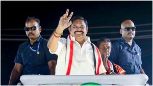 மதுராந்தகம், தாராபுரம் இடைத்தேர்தல்.. கடைசி நிமிடத்தில் மக்களிடம் நியாயம் கேட்ட எடப்பாடி பழனிசாமி!