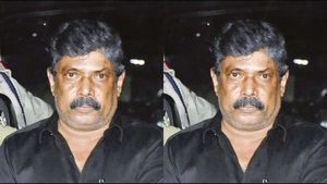 திருவனந்தபுரம்  'கூடத்தில்' குடும்பத்திற்கு 100 கோடி சொத்து..  வாரிசுகள் மர்ம மரணம்.. தெரிந்த உண்மை 