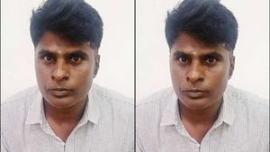 கிருஷ்ணகிரியில் பட்டா மாறுதலுக்கு 1,000 லஞ்சம்.. விஏஓவுக்கு 11 வருடம் கழித்து இடி.. 4 வருடம் ஜெயில் 