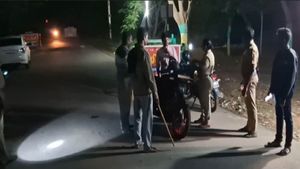 தேனி சிறையில் தப்பிய 17 கைதிகள்.. சிக்கிய 4 பேர்.. ட்ரோன் மூலம் தீவிர வேட்டை