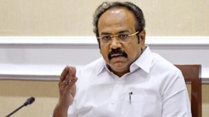 தமிழகத்தில் தொடர்ந்து ஜிஎஸ்டி வரி வசூல் சரிவு.. நிர்வாக கோளாரின் அடையாளம்.. தங்கம் தென்னரசு