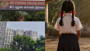 அண்ணன் மேல பாசத்தை கொட்டுறங்க.. அப்பா-அம்மாவால் மாணவி விபரீத முடிவு! 13 மாடியில் இருந்து குதித்து.. 
