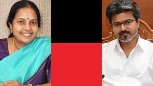 வானதி சீனிவாசன் கையிலெடுத்த சேலம் ரேஷன் அரிசி.. கூட்டுறவு அங்காடிகளில் இதுதான் நடக்கிறதா