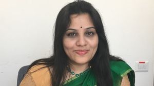 பெங்களூரு எம்.ஜி சாலையில் புர்காவில் சென்றாரா சசிகலா?