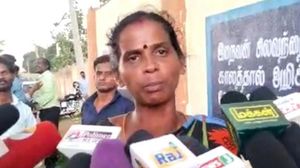 திருவள்ளூர் மாணவி மரணத்தில் சந்தேகம் இருப்பதாக கோரி உடலை வாங்க மறுக்கும் உறவினர்கள்