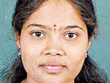   యాసిడ్‌ బాధితురాలు స్వప్నిక మృతి
