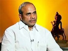   ట్రిపుల్ ఐటి విద్యార్థినులతో సీఎం