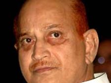   కృష్ణకు అవార్డు: మహేష్ పై ఆశ!
