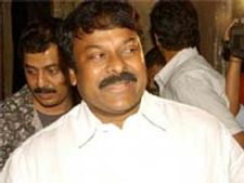   ప్రతీ గడపకూ 'ప్రజారాజ్యం' 