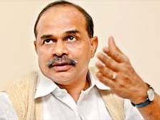   అభివృద్ధి కార్యక్రమాల్లో సిఎం