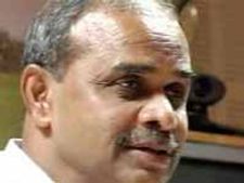  కిరణ్ ఫ్యామిలీకి 5 లక్షలు: వైయస్