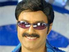  కేసులపై స్టే: బాలకృష్ణకు ఊరట