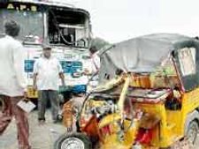 రోడ్డు ప్రమాదాల్లో 7గురు మృతి
