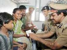 గౌతమి ఎక్స్ ప్రెస్సులో దోపిడీ