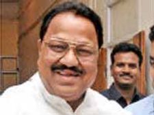 సహాయానికే తొలి ప్రాధాన్యం: డిఎస్