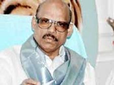 క్షమాపణ చెప్తెనే కెసిఆర్ ను వదిలేస్తాం: టిజి