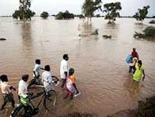 రాష్ట్రంలో వరద తాకిడి మండలాలు 96
