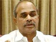 పావురాల గుట్టకు బయలు దేరిన సీబీఐ బృందం