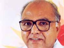 జగన్ పై రామోజీ ప్రతీకారం