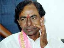 ఖమ్మం అస్పత్రి వద్ద ఉద్రిక్తత: ఆందోళనలు