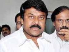 చిరంజీవి తూ.గో పర్యటనపై మెగా ఆశలు