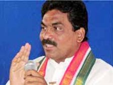 లగడపాటి రాజగోపాల్, నన్నపనేని రాజకుమారి డూప్ లకు పెళ్ళి