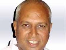 వరంగల్ లో ఉండవల్లి, కావూరి దిష్టిబొమ్మల దగ్ధం