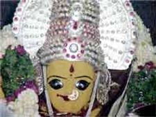 బాసరలో ఘనంగా వసంత పంచమి ఉత్సవాలు