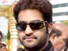 జూ ఎన్టీఆర్ పెళ్ళి వార్తతో గుంటూరు జిల్లాలో సంబరాలు