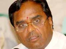 పొన్నాలపై తెలంగాణవాదుల ఆగ్రహం, బందోబస్తు