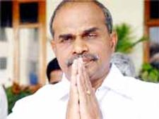 కడప రహదారులకు వైఎస్ కుటుంబసభ్యుల పేర్లు