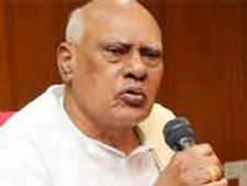 రోశయ్య హెలికాప్టర్ పై జనం ఆసక్తి