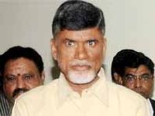 మానవ తప్పిదం వల్లనే వరదలు: బాబు