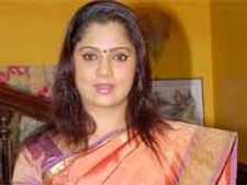 స్వామితో సెక్స్ అబద్ధం: యువరాణి