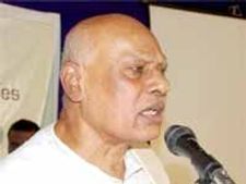 తీగ మీద నడుస్తున్నట్లుంది: రోశయ్య
