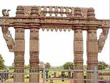 జుడాల ఆందోళన: ఇద్దరు రోగుల మృతి