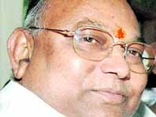 కన్నాపై కేంద్రం విచారణ: రాయపాటి