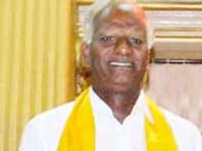 ఉప ఎన్నికలపై చంద్రబాబుతో విభేదించిన కడియం శ్రీహరి