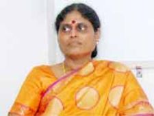 భర్త రాజశేఖరరెడ్డికి విజయమ్మ ఘనంగా అంజలి