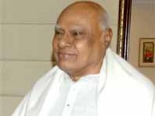 ఇప్పుడే ఎక్కువగా చెప్పలేను: సోంపేట ఘటనపై రోశయ్య