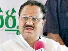 తెలంగాణ ఉప ఎన్నికల్లో క్లీన్ స్వీప్ చేస్తాం: డి. శ్రీనివాస్
