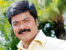 నవ వసంతం హీరో మురళీ గుండెపోటుతో కన్నుమూత
