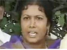 వైఎస్ పై కామెంట్ చేసిన వీహెచ్ వెంటనే క్షమాపణ చెప్పాలి: పద్మావతి