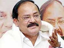 దేశ చరిత్రలో ఇలాంటి అవినీతిపరుడు లేడు: వెంకయ్యనాయుడు