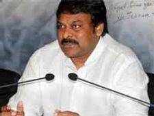 తెలంగాణలో చిరంజీవి పర్యటన, పుష్కరాలకు అదిలాబాద్..