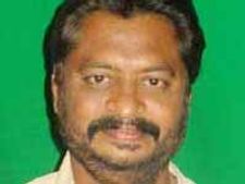 జగన్ మనుగడ కష్టమే, పర్యటనతో తేలిపోయింది: హర్షకుమార్